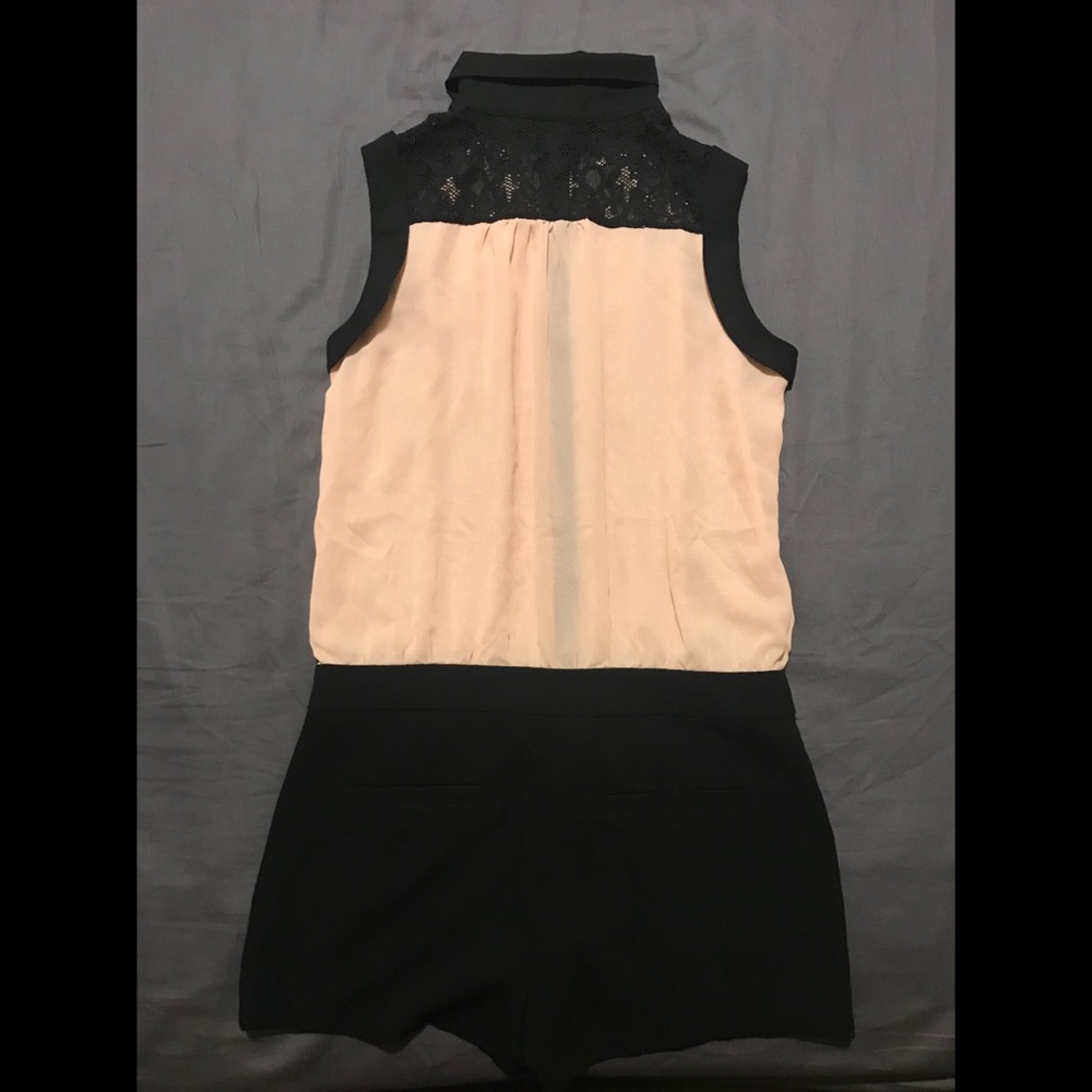 Chiffon sleeveless jumper shorts